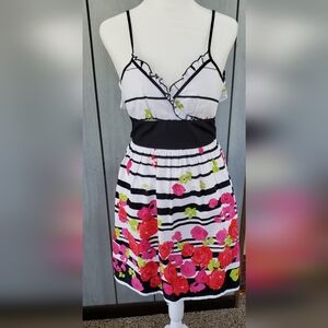 Snap brand sundress Size 3